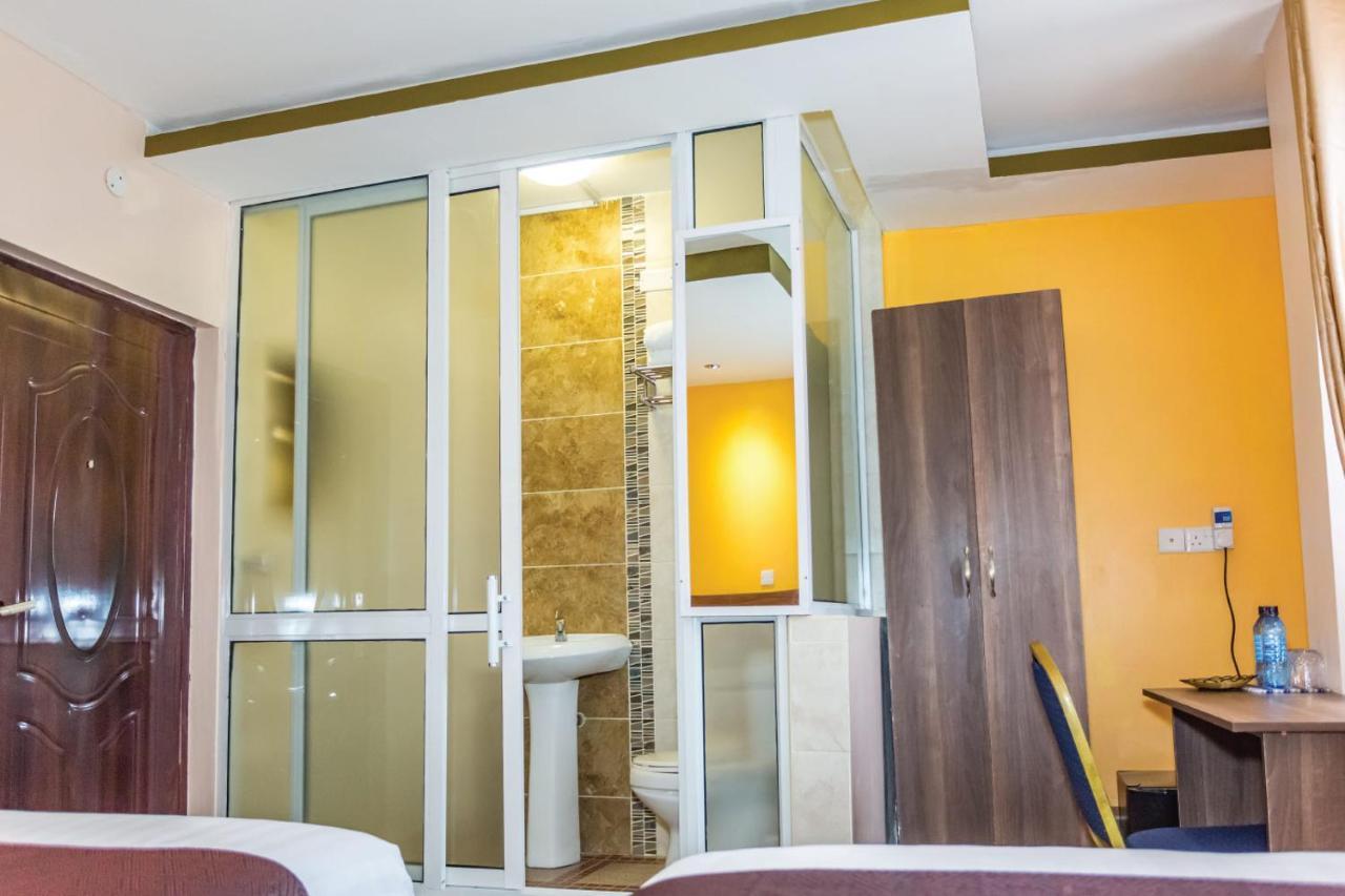 Hotel Green Court Найроби Екстериор снимка