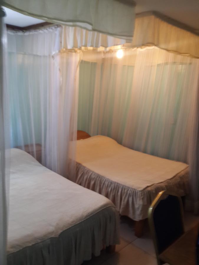 Hotel Green Court Найроби Екстериор снимка